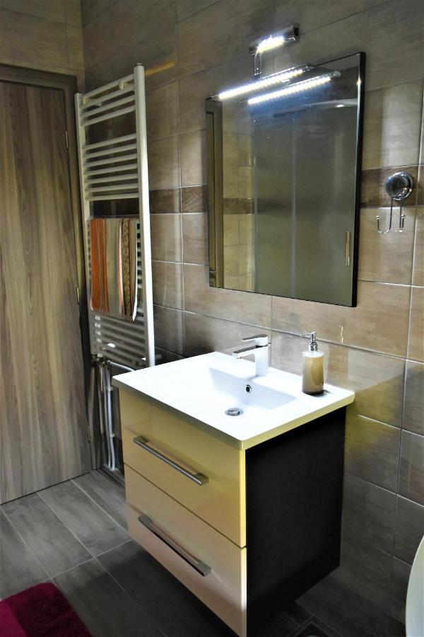 Guest House Tonka Otocac Luaran gambar